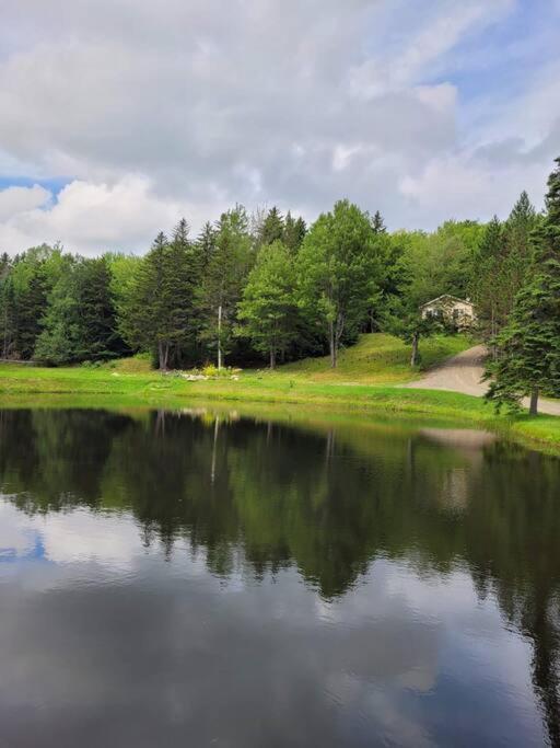 Vila Chalet Pres Du Mont Megantic La Patrie Exteriér fotografie